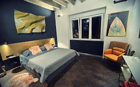 Booza 9 Luxury Room